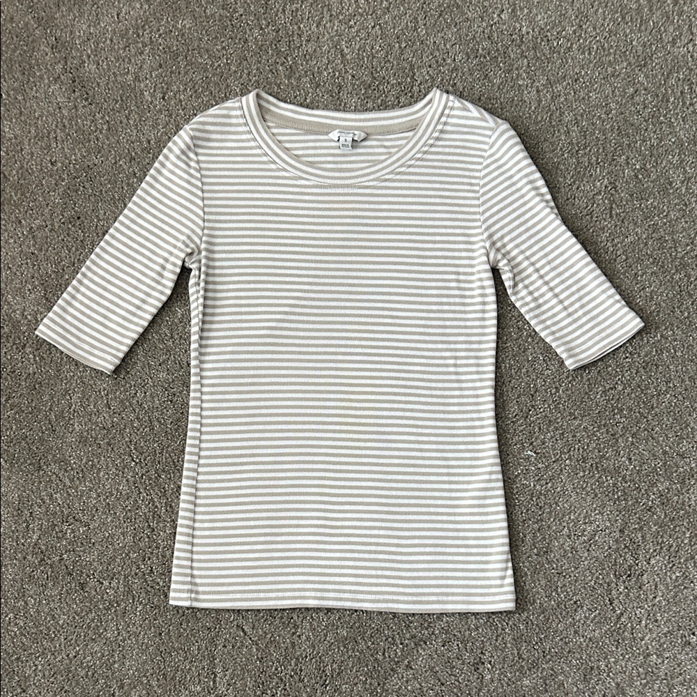 Banana Republic Stripped White and Beige Top